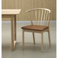 Norrland design étkezőszék, textilbőr ülőlap, tölgy láb