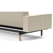 Splitback karfás ágyazható kanapé, latte szövet, világos fa láb