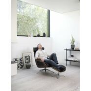 Clement medium relax fotel, dió karfa, fekete bőr