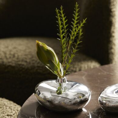 Sandwell kreámia váza, ezüst